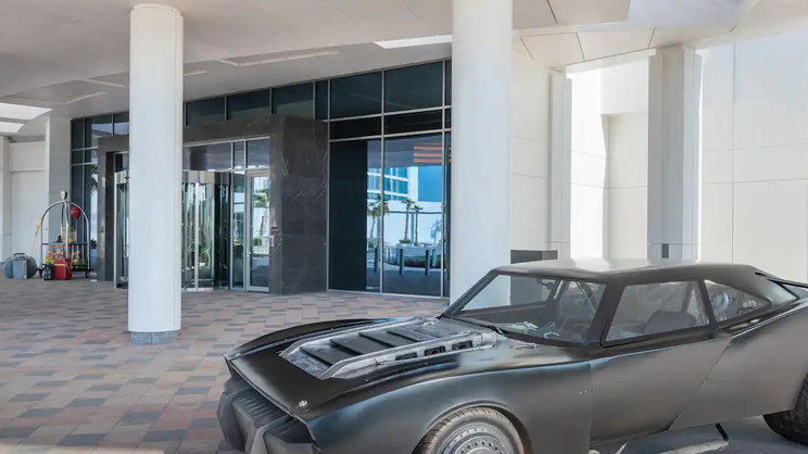 The WB Abu Dhabi, Curio Collection by Hilton